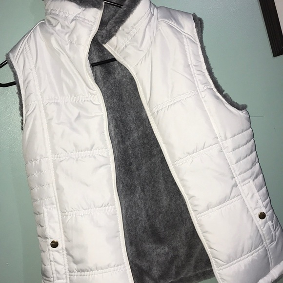 Calvin Klein White Puffer - Picture 1 of 2